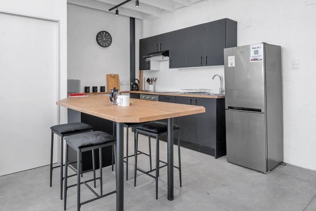 Spice Yard Lofts On Voortrekker-b116 Apartment