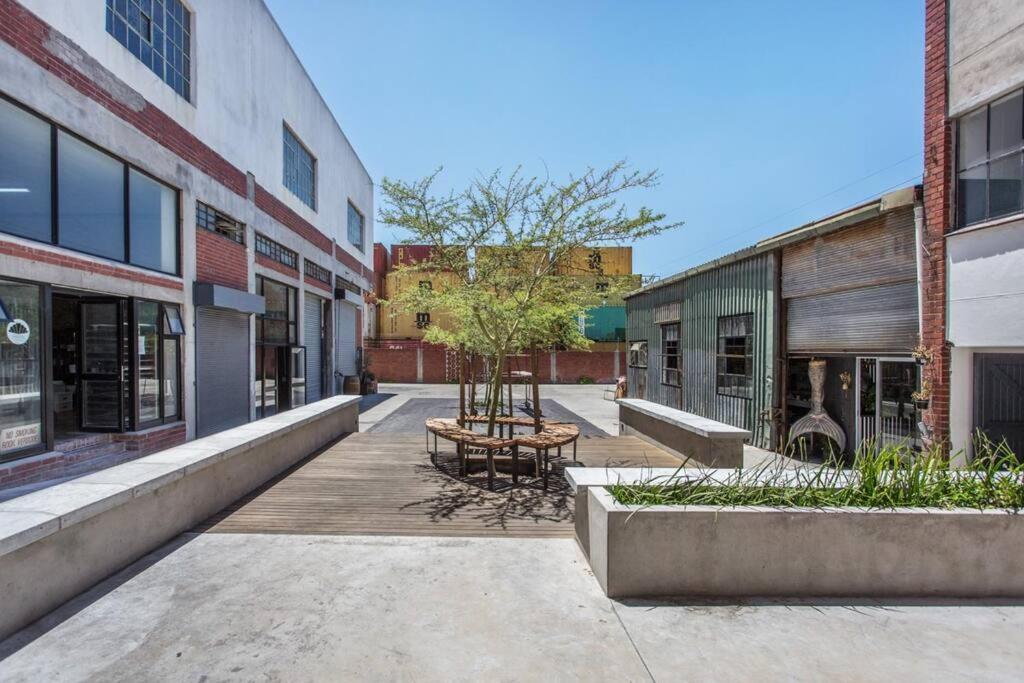 Spice Yard Lofts On Voortrekker-b116 * Cape Town